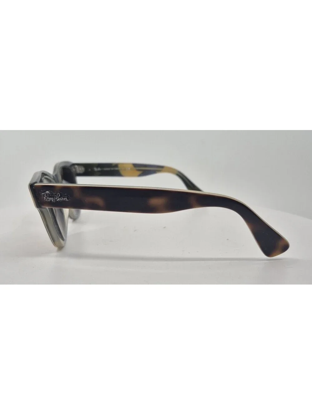 Ray-Ban ray ban